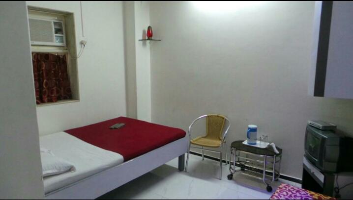 New Metro Guest House Bombay Esterno foto