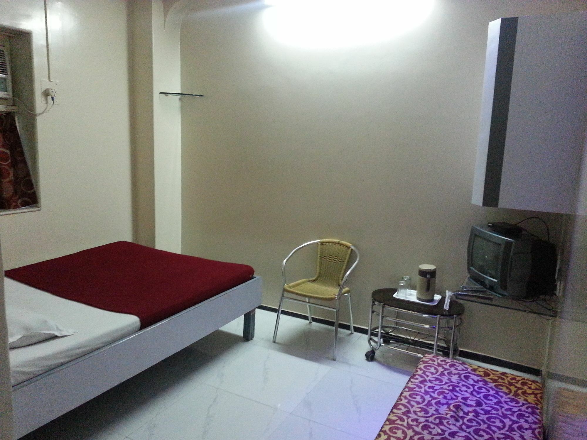 New Metro Guest House Bombay Esterno foto